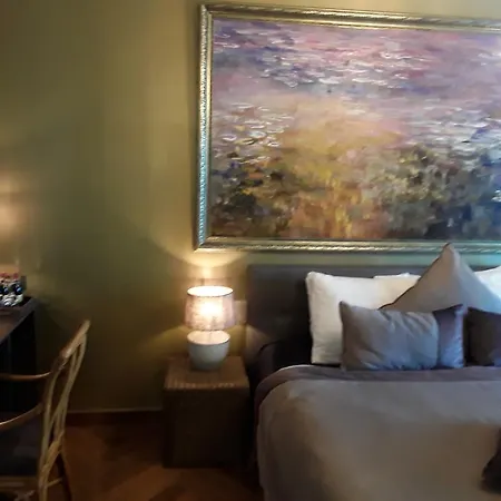 Bed and Breakfast Art Of Dreams Deluxe 4 Stars Laakdal