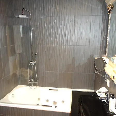 Bed & Breakfast Art Of Dreams Deluxe 4 Stars 4*