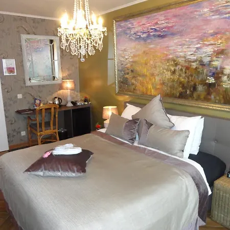 Art Of Dreams Deluxe 4 Stars Bed and Breakfast 4*