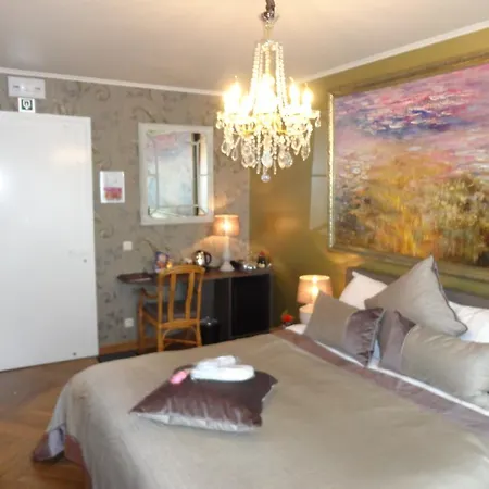 Bed and Breakfast Art Of Dreams Deluxe 4 Stars 4*
