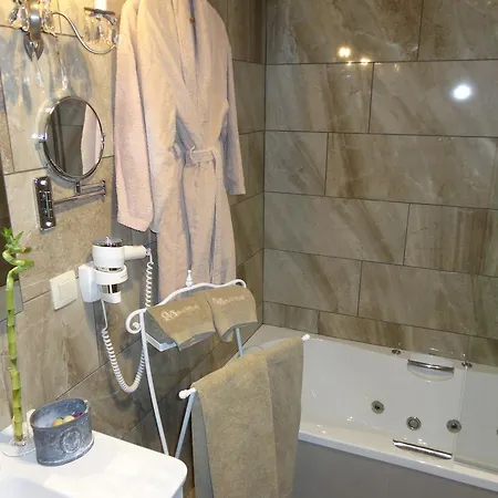 Art Of Dreams Deluxe 4 Stars Bed & Breakfast Laakdal